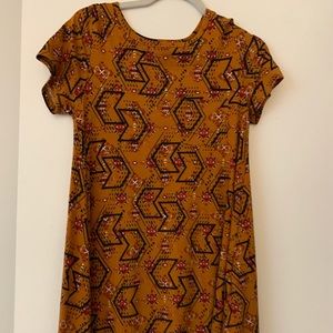 NEW  Lu La Roe Carly